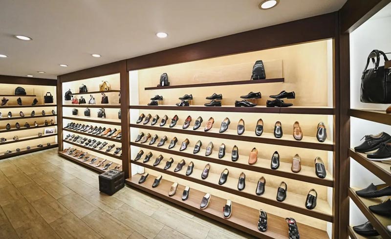 thiết kế shop giày dép 